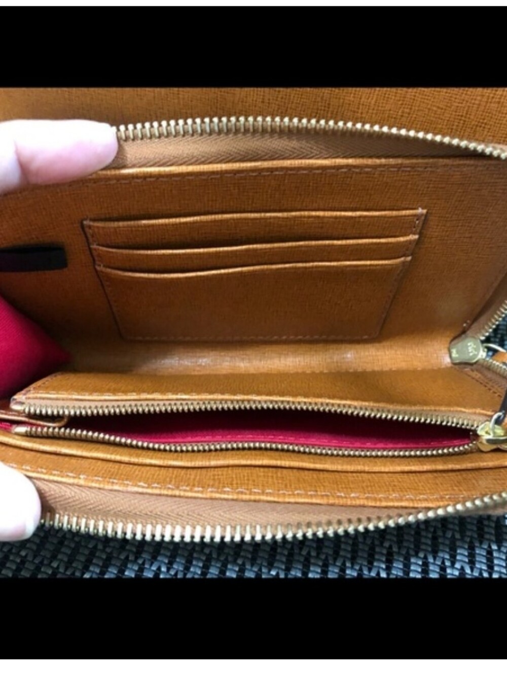 Dooney & Bourke Saffiano Natural Tan Large Leather Tote with Wristlet - Picture 3 of 8